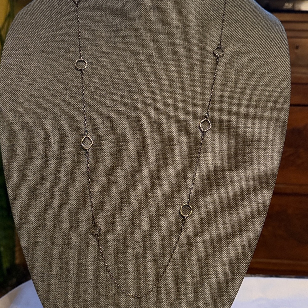Silpada Silver “Ring Around the Rosie” Necklace with Hammered Circle Charms